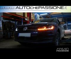 Coppia Fanali anteriori f. dinamica LED per GOLF 7