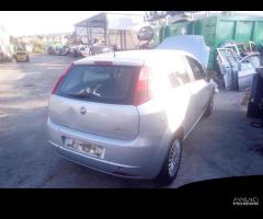 RICAMBI USATI AUTO FIAT Grande Punto 1Â° Serie Die