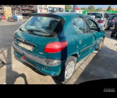 RICAMBI USATI AUTO PEUGEOT 206 1Â° Serie HFX (TU1J