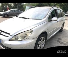 RICAMBI USATI AUTO PEUGEOT 307 S. Wagon RHS (DW10A