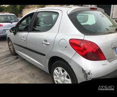 RICAMBI USATI AUTO PEUGEOT 207 1Â° Serie KFU (ET3J