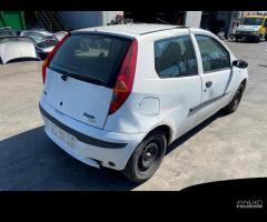 RICAMBI USATI AUTO FIAT Punto Berlina 3P 3Â° Serie