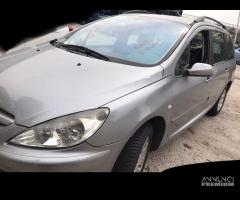 RICAMBI USATI AUTO PEUGEOT 307 S. Wagon RHY (DW10T