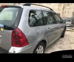 RICAMBI USATI AUTO PEUGEOT 307 S. Wagon RHY (DW10T