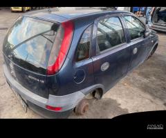 RICAMBI USATI AUTO OPEL Corsa C 5P 2Â° Serie Z 12