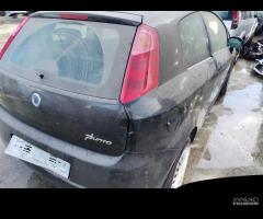 RICAMBI USATI AUTO FIAT Grande Punto 1Â° Serie 199 - 3