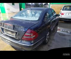 RICAMBI USATI AUTO MERCEDES Classe E Berlina W211