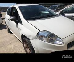 RICAMBI USATI AUTO FIAT Grande Punto 1Â° Serie 199