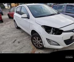 RICAMBI USATI AUTO HYUNDAI i20 1Â° Serie D3FA Dies