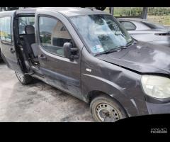 RICAMBI USATI AUTO FIAT Doblo Serie 223 A9.000 Die