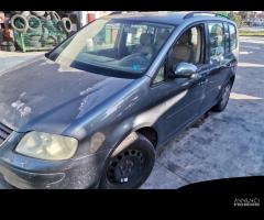 RICAMBI USATI AUTO VOLKSWAGEN Touran 1Â° Serie AVQ