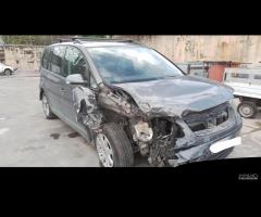 RICAMBI USATI AUTO VOLKSWAGEN Touran 1Â° Serie Die