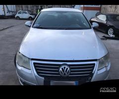 RICAMBI USATI AUTO VOLKSWAGEN Passat Berlina 4Â° S