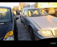 RICAMBI USATI AUTO MERCEDES Classe C Berlina W202