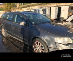 RICAMBI USATI AUTO VOLKSWAGEN Passat Variant 4Â° S