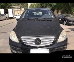 RICAMBI USATI AUTO MERCEDES Classe B W245 1Â° Seri