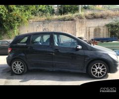 RICAMBI USATI AUTO MERCEDES Classe B W245 1Â° Seri - 7