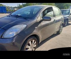 RICAMBI USATI AUTO TOYOTA Yaris Serie 2SZ-FE Benzi