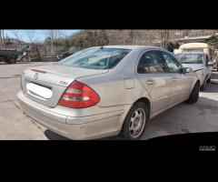 RICAMBI USATI AUTO MERCEDES Classe E Berlina W211