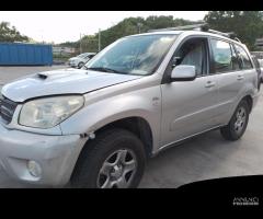 RICAMBI USATI AUTO TOYOTA Rav4 2Â° Serie 1CD-FTV D