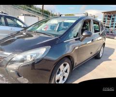 RICAMBI USATI AUTO OPEL Zafira (C) (2016-) A 14 NE