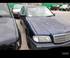 RICAMBI USATI AUTO MERCEDES Classe C Berlina W202