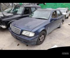 RICAMBI USATI AUTO MERCEDES Classe C Berlina W202