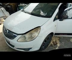 RICAMBI USATI AUTO OPEL Corsa D 3P 1Â° Serie Z 10