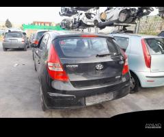 RICAMBI USATI AUTO HYUNDAI i30 Serie D4FB Diesel 1