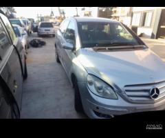 RICAMBI USATI AUTO MERCEDES Classe B W245 1Â° Seri