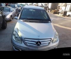 RICAMBI USATI AUTO MERCEDES Classe B W245 1Â° Seri