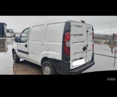 RICAMBI USATI AUTO FIAT Doblo Cargo 199 A2.000 Die - 8