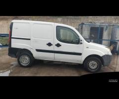 RICAMBI USATI AUTO FIAT Doblo Cargo 199 A2.000 Die - 11