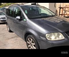 RICAMBI USATI AUTO VOLKSWAGEN Touran 1Â° Serie BKC