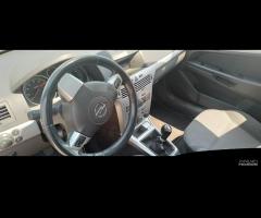 RICAMBI USATI AUTO OPEL Astra H Berlina Z 14 XEP B - 6