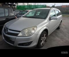 RICAMBI USATI AUTO OPEL Astra H S. Wagon Z 16 XER