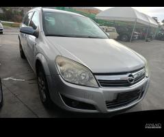 RICAMBI USATI AUTO OPEL Astra H S. Wagon Z 16 XER