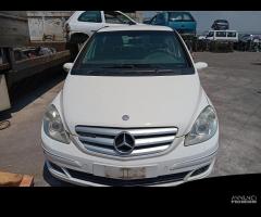 RICAMBI USATI AUTO MERCEDES Classe B W245 1Â° Seri