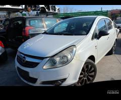 RICAMBI USATI AUTO OPEL Corsa D 5P 1Â° Serie Z 12