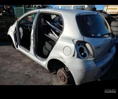 RICAMBI USATI AUTO TOYOTA Yaris Serie 1KR-FE Benzi