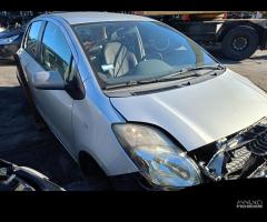 RICAMBI USATI AUTO TOYOTA Yaris Serie 1KR-FE Benzi