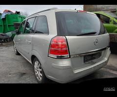 RICAMBI USATI AUTO OPEL Zafira B Z 19 DT Diesel 19