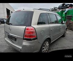 RICAMBI USATI AUTO OPEL Zafira B Z 19 DT Diesel 19