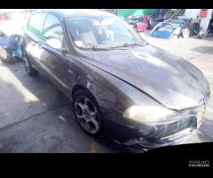 RICAMBI USATI AUTO ALFA ROMEO 147 Serie (937) (00>