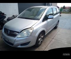 RICAMBI USATI AUTO OPEL Zafira B Z 19 DTH Diesel 1