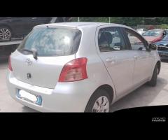 RICAMBI USATI AUTO TOYOTA Yaris Serie 2SZ-FE Benzi