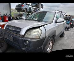 RICAMBI USATI AUTO HYUNDAI Tucson Serie D4EA Diese