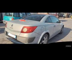 RICAMBI USATI AUTO RENAULT Megane Cabrio Benzina 1 - 8