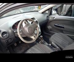 RICAMBI USATI AUTO OPEL Corsa D 3P 1Â° Serie Z 12 - 8