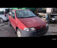 RICAMBI USATI AUTO FIAT Punto Berlina 3P 176 A8.00